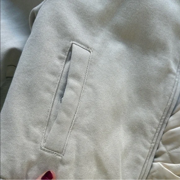 Beige Quilted Bomber Jacket - Picture 5 of 5